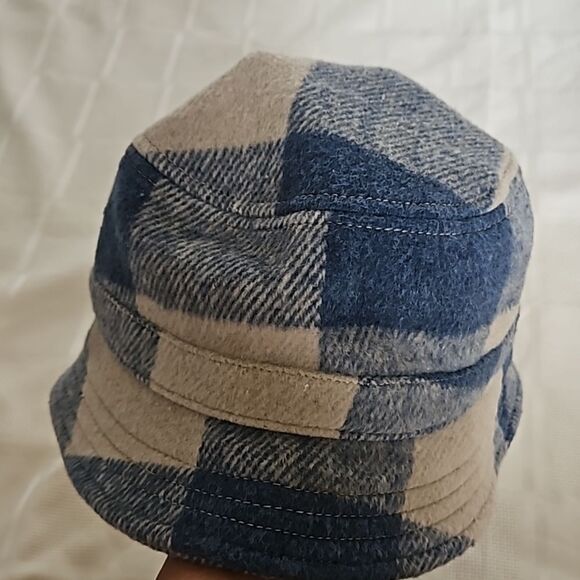 American Eagle Women's Bucket Hat  One Size Cream/ Blue - Picture 15 of 16
